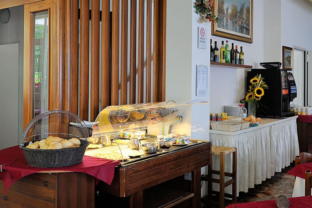 Hotel Samoa Римини Экстерьер фото