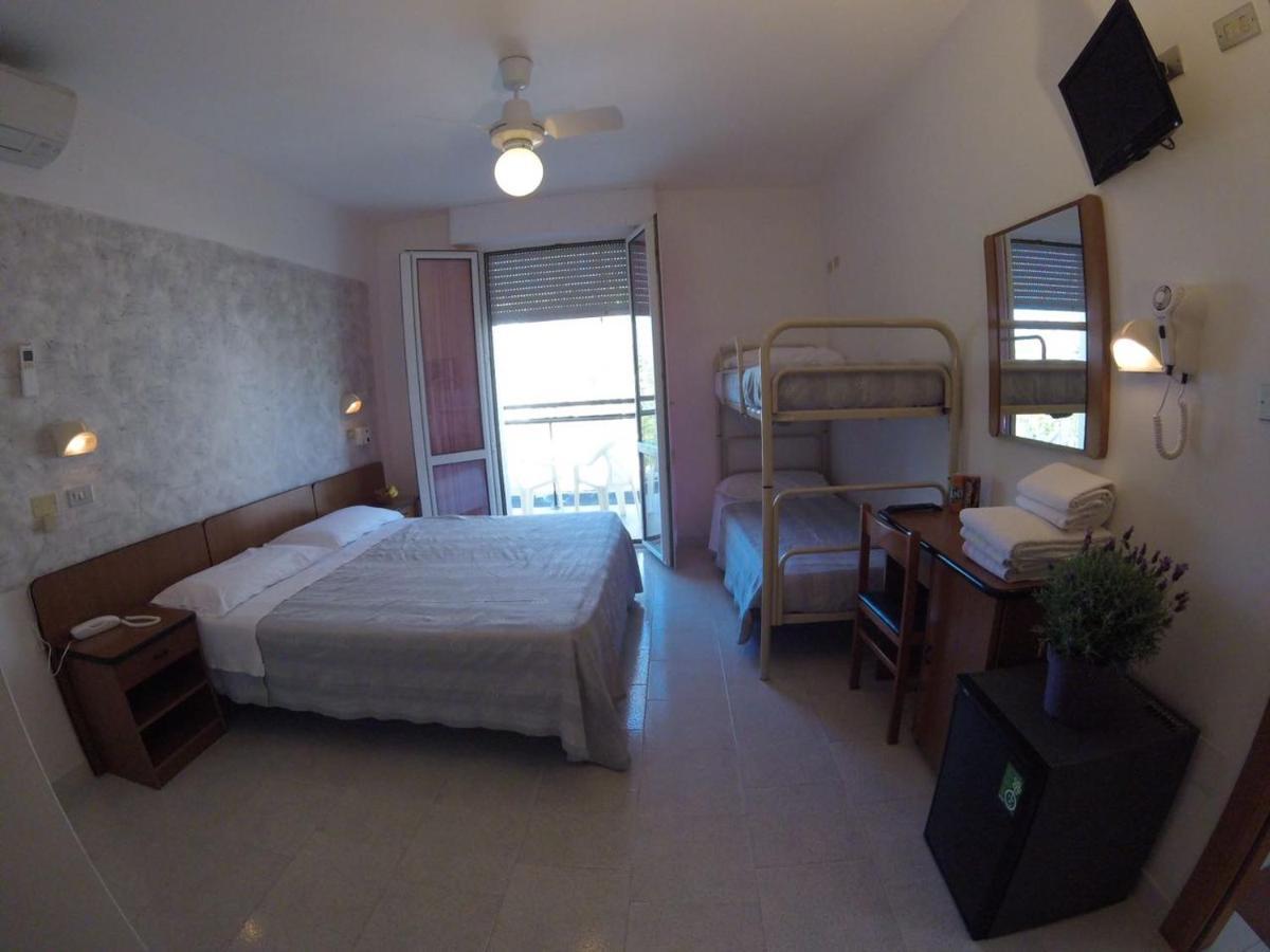Hotel Samoa Римини Экстерьер фото
